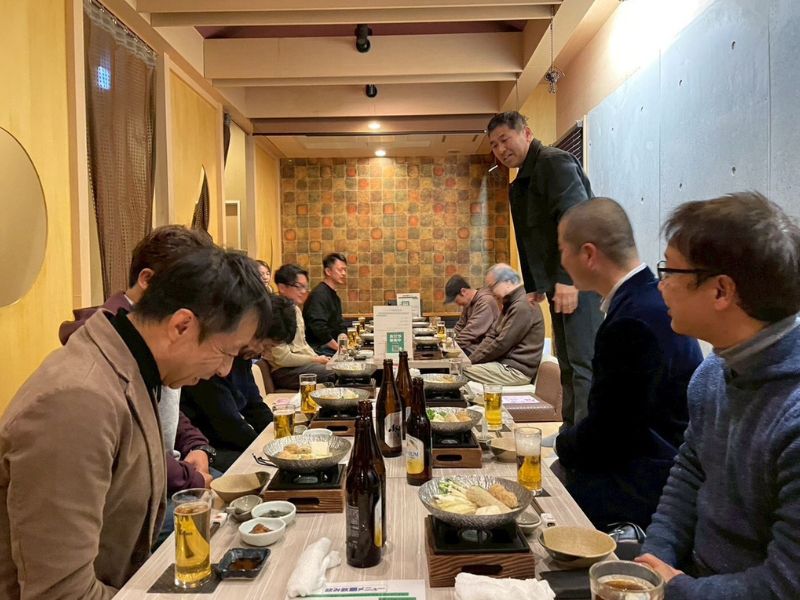 懇親会
